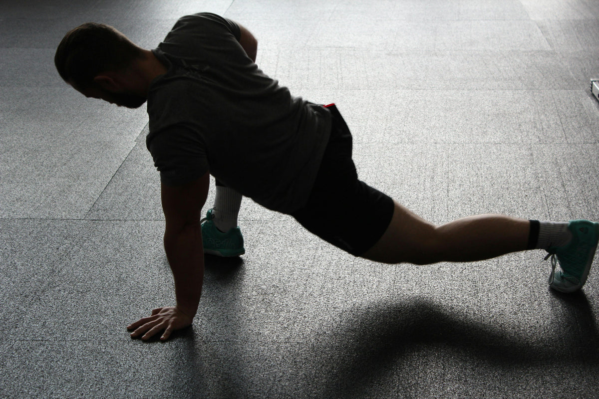 Dynamic vs. Static Stretching: What You Need to Know – TRONUS FOOTWEAR